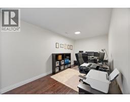 277 CRYSTAL BAY DRIVE - 19