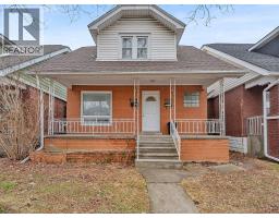 1563-1565 LILLIAN AVENUE - 2