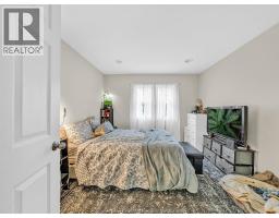 1563-1565 LILLIAN AVENUE - 24