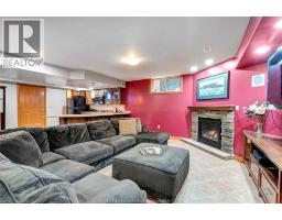 870 MCRAE AVENUE - 30