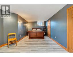 870 MCRAE AVENUE - 34