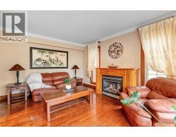 870 MCRAE AVENUE - 4