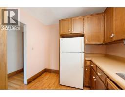 1451 OUELLETTE AVENUE - 18