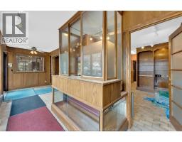 1451 OUELLETTE AVENUE - 26