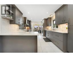1075 STONEYBROOK - 20