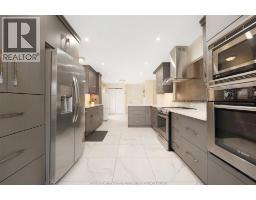 1075 STONEYBROOK - 22