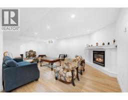 1075 STONEYBROOK - 37