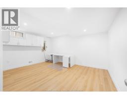 1075 STONEYBROOK - 41