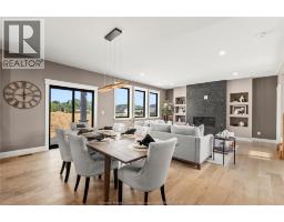 2572 MAYFAIR - 14