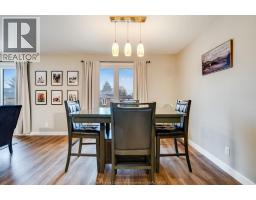 250 Applewood ROAD - 11
