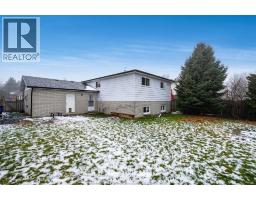 250 Applewood ROAD - 42