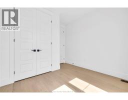 245 CHARLES - 20