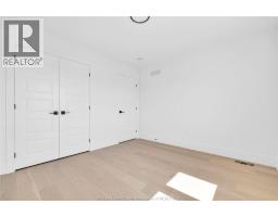 245 CHARLES - 29
