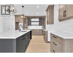 245 CHARLES - 8