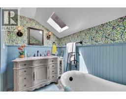 458 COUNTY RD 34 West - 25