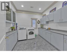 1702 CAILLE AVENUE - 36