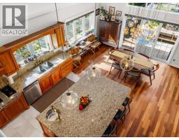427 EAST RUSCOM RIVER - 24