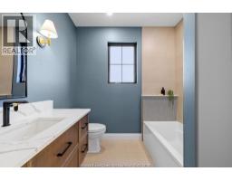 7568 SILVERLEAF LANE - 18