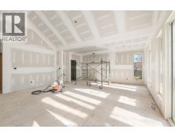 252 FORD ROAD - 12