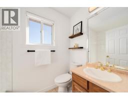 5023 SOUTHWOOD LAKES BOULEVARD - 33