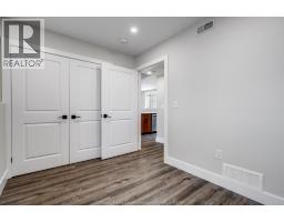 36 Victoria AVENUE South - 11