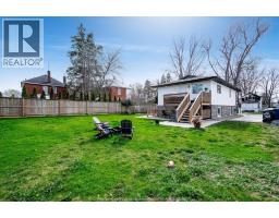 36 Victoria AVENUE South - 21