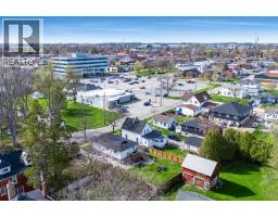 36 Victoria AVENUE South - 27