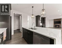22 GREGORY AVENUE - 10