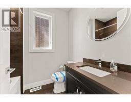 22 GREGORY AVENUE - 18