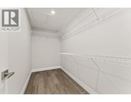 22 GREGORY AVENUE - 24
