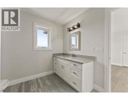 22 GREGORY AVENUE - 27