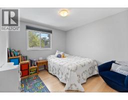 2055 GRAND MARAIS ROAD West - 21