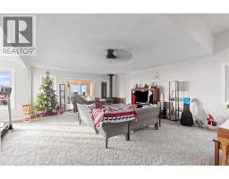 419 LAKESIDE - 8