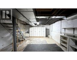 1424 Wyandotte STREET West - 23
