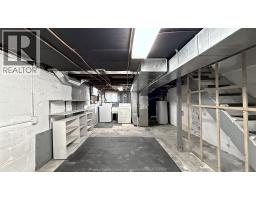 1424 Wyandotte STREET West - 26