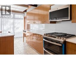 3760 VICTORIA BOULEVARD - 10