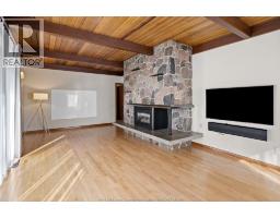 3760 VICTORIA BOULEVARD - 13