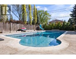 3760 VICTORIA BOULEVARD - 31
