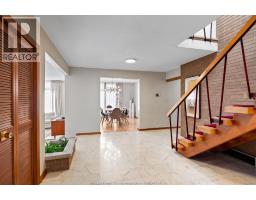 3760 VICTORIA BOULEVARD - 6