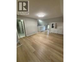 18 CLARK STREET East - 10