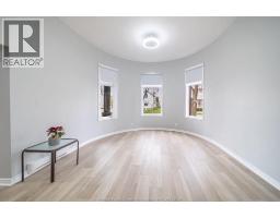 18 CLARK STREET East - 19