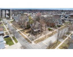18 CLARK STREET East - 24