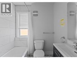 1029-1033 HOWARD AVENUE - 6