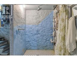 1453-1455 WYANDOTTE STREET - 7