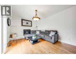 501 GREEN VALLEY DRIVE - 19