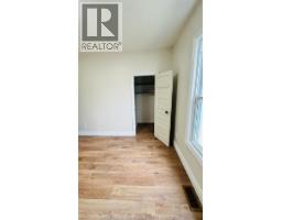859 PIERRE AVENUE - 31
