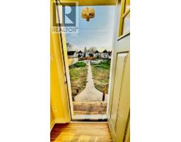 859 PIERRE AVENUE - 41