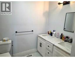 1280 DUFFERIN PLACE - 26