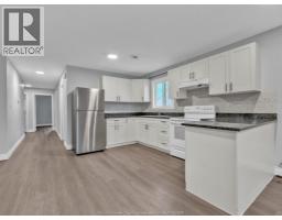 776 University Ave E - 12