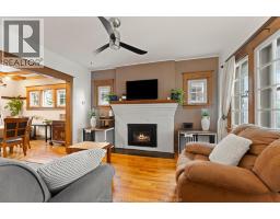 922 LAWRENCE ROAD - 8